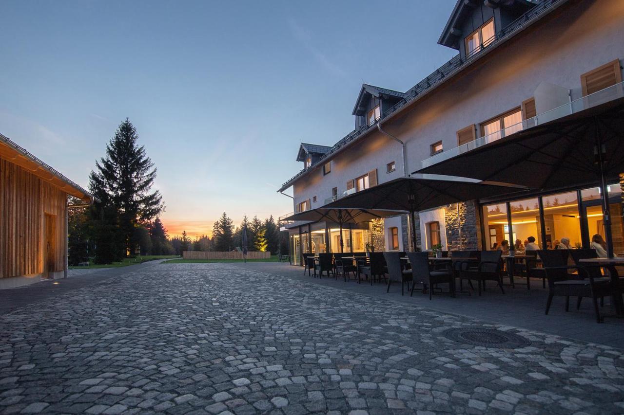 Hotel Tannenhaus Schoeneck  Exterior photo